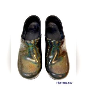 Dansko Iridescent Green Sparkle Leather Pro Comfort Clog